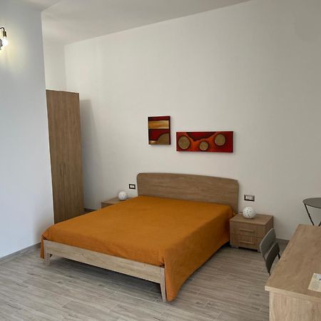 Residenza Giulia Hotel Scanzano Jonico Buitenkant foto